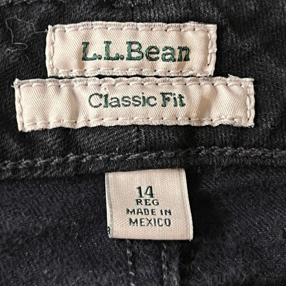 LL Bean Womens Classic Black Denim Jeans 14R Dark Wash Straight Leg Pants - Picture 6 of 14